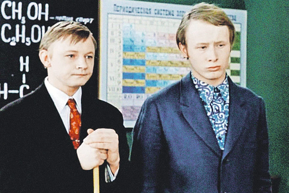 Виктор Проскурин (справа) выбрал для себя роль Ганжи. Но  прославился в образе оболтуса Генки Ляпишева. А Нестором Петровичем стал Михаил Кононов.