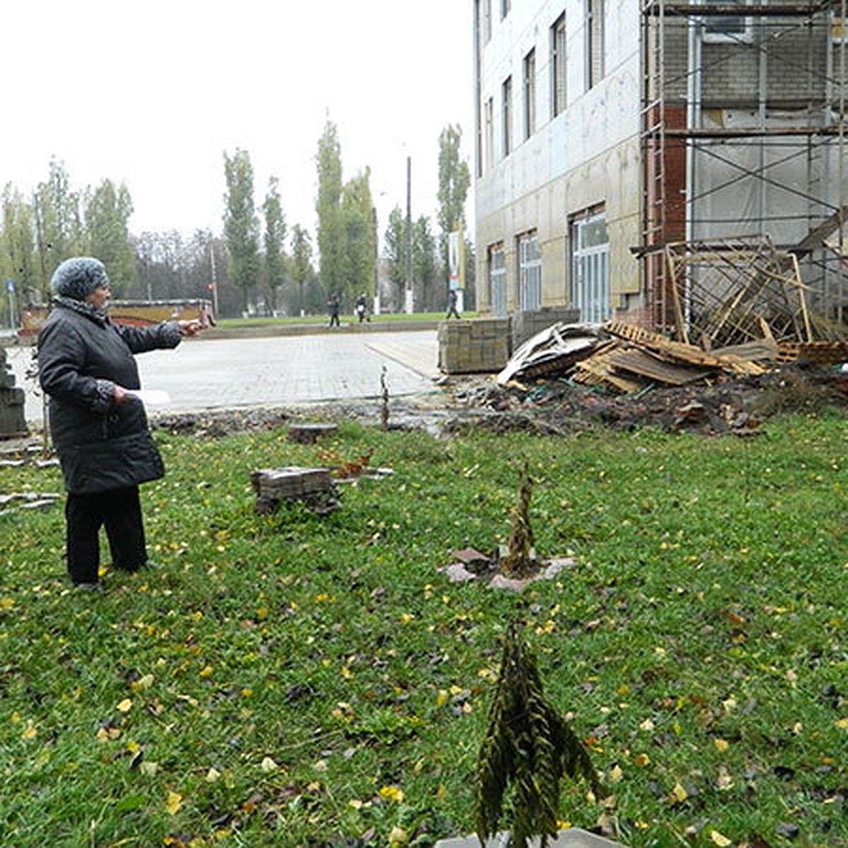 Жильцы белгородской многоэтажки: У нас украли землю! - KP.RU