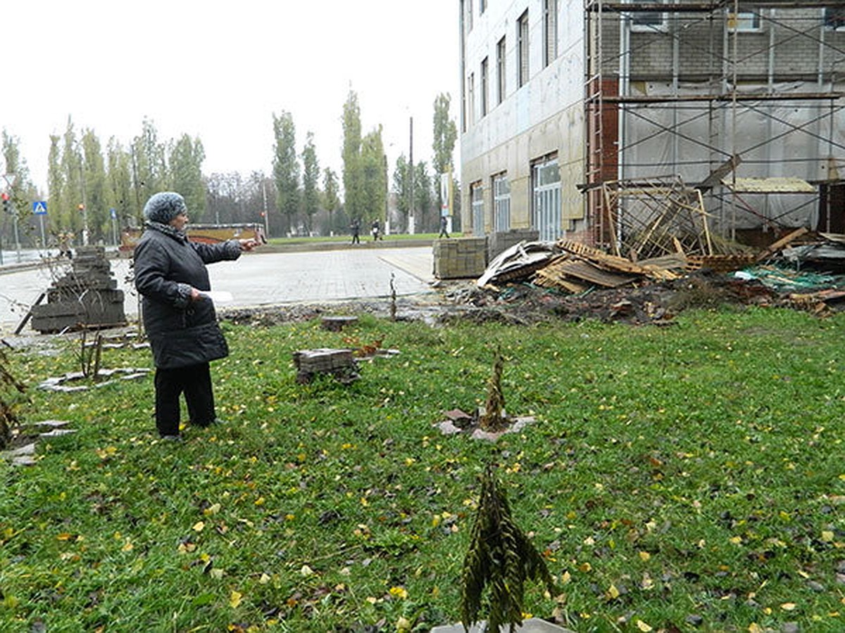 Жильцы белгородской многоэтажки: У нас украли землю! - KP.RU