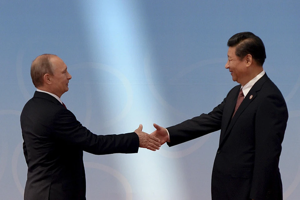 Второй день визита Владимира Путина в Шанхай был посвящен встрече глав государств и правительств