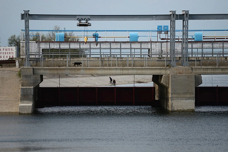 Украинские власти все-таки решили снова подавать воду в Крым — по Северо-Крымскому каналу