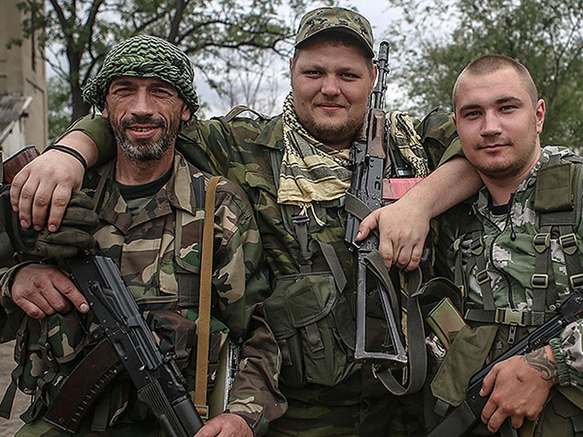 Бои у Изварино: Ополченцы просят сфотографировать их перед атакой - KP.RU