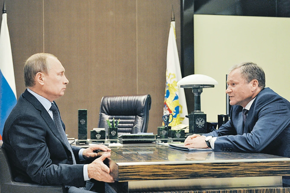 И. о. губернатора Курганской области Алексей Кокорин рассказал президенту об инвестициях  в экономику области и уборке урожая.