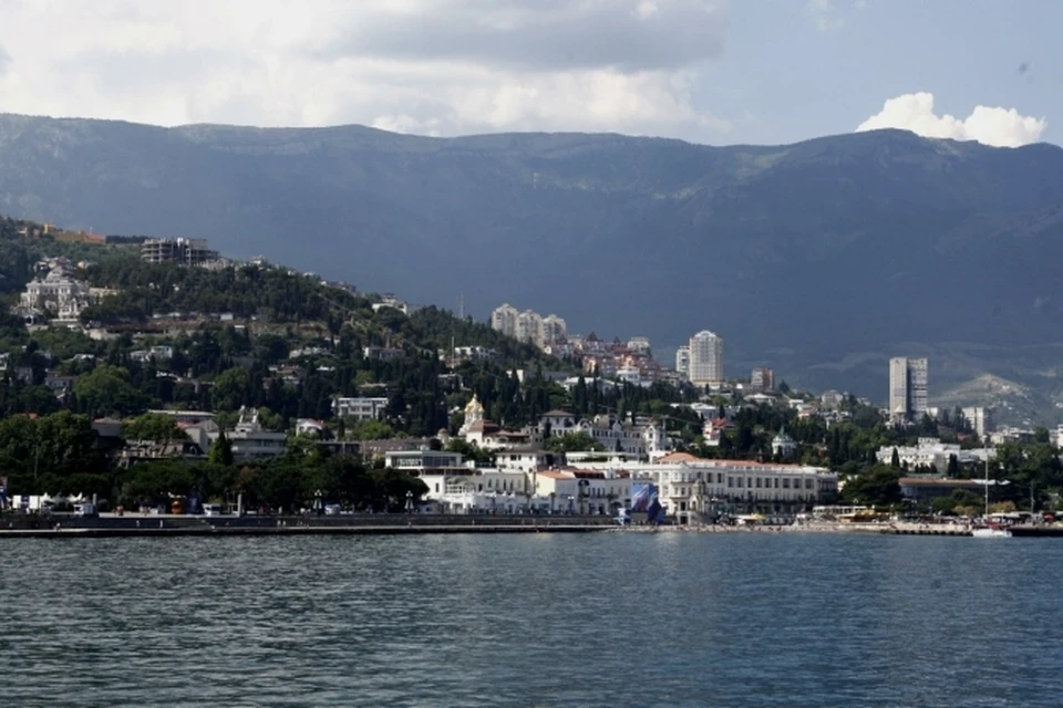 Лайнер Ocean Majesty прибыл в порт Ялта