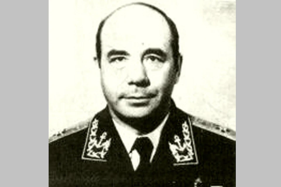 Абдулихат Умарович Аббасов. Фото с сайта http://flot.com/publications/books/shelf/motherlandsons/images/151.jpg