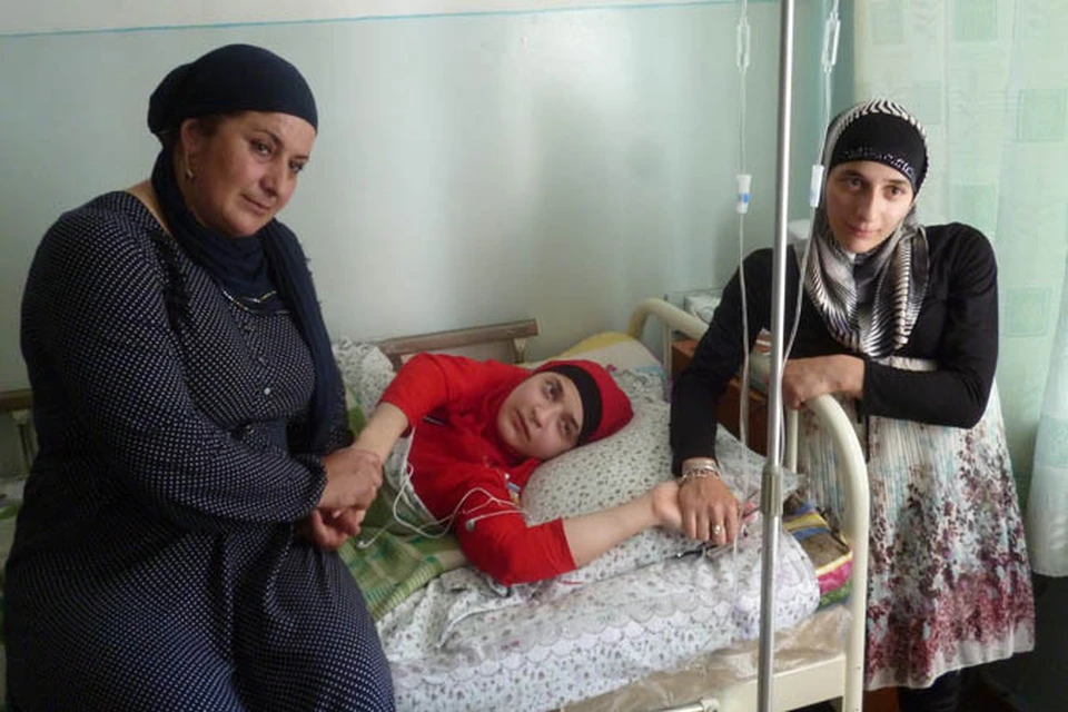 Семья Резахановых продолжает надеяться на лучшее и верит в выздоровление Зиты. Фото: Елена БАЯЛИНОВА