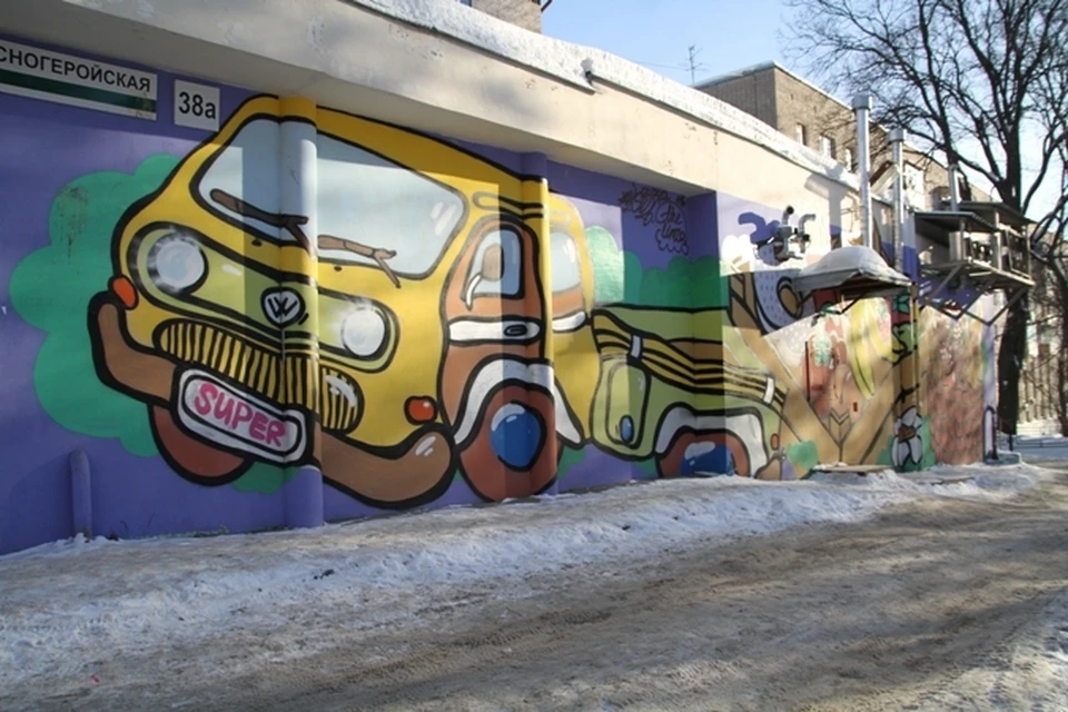 Ижевск в цвете: какие граффити рисуют на уличных стенах горожане?