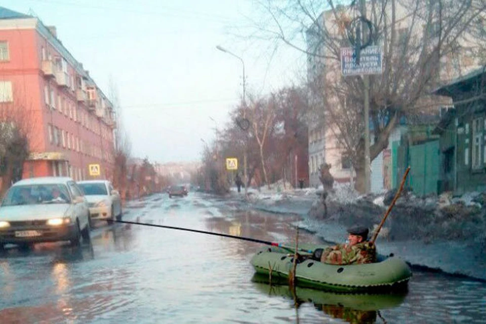 Реальный омск. Омск Весна затопило. Реальные фото Омска весной.