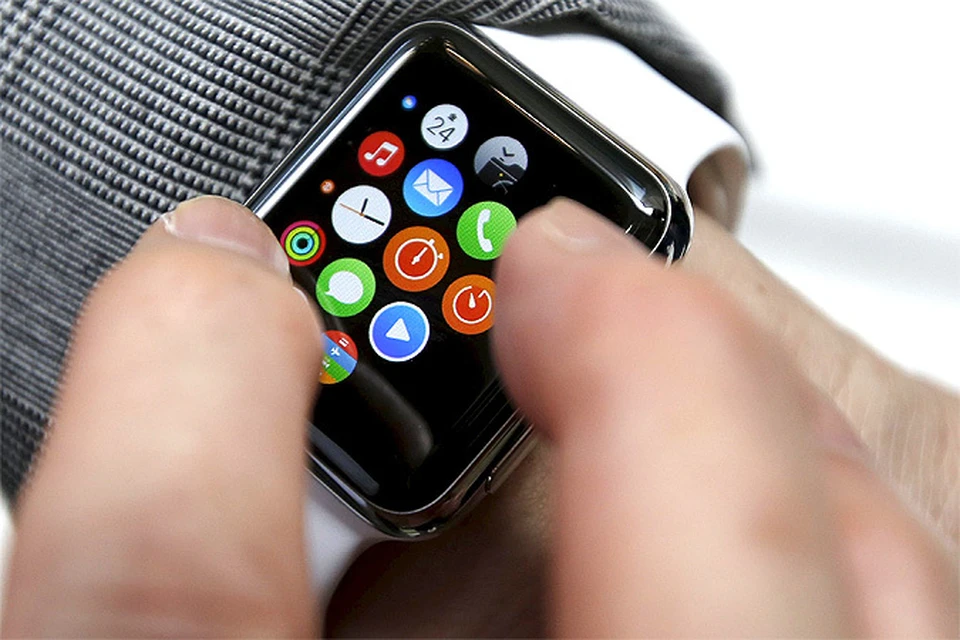 За выходные в Россию привезут почти 3 000 "серых" Apple Watch