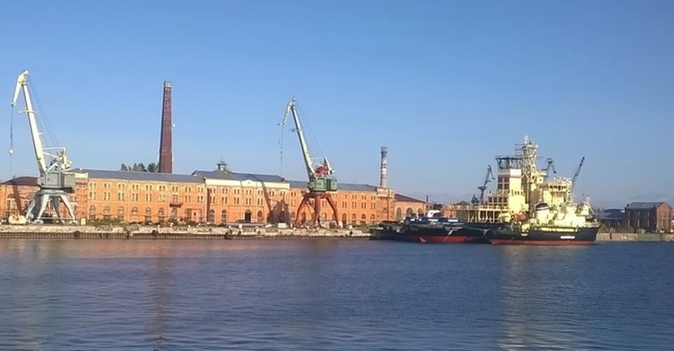 Сегодня на Морском заводе ремонтируют знаменитую "Аврору"