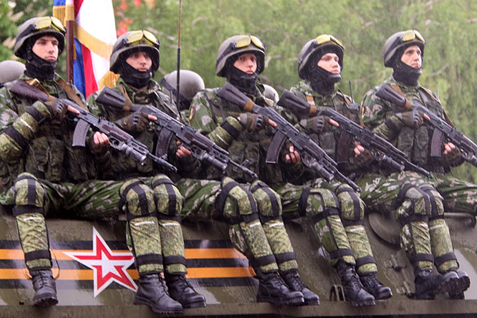 Этот парад в Донецке уже назвали историческим