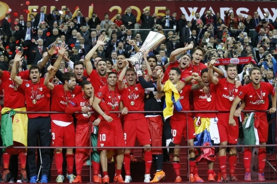 В финальной игре Лиге Европы победу одержала "Севилья" со счетом 3:2.