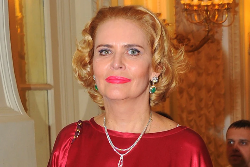 2 июня замечательная актриса театра и кино Алена Яковлева отметила день рождения — ей исполнилось 54 года.