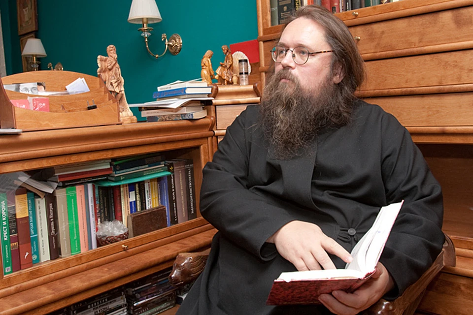 Протодиакон, известный блогер и проповедник отец Андрей Кураев