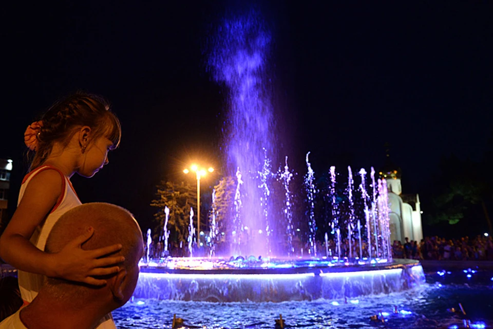 Светомузыкальный фонтан-жемчужина в Анапе