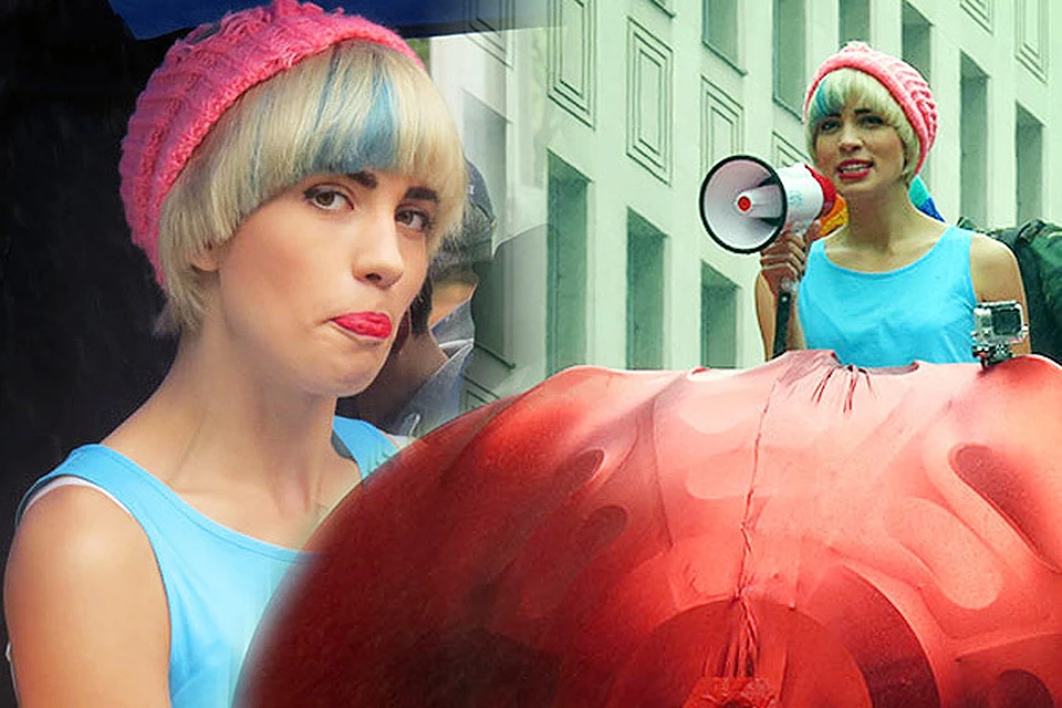 Надежда Толоконникова на гей-параде в Торонто