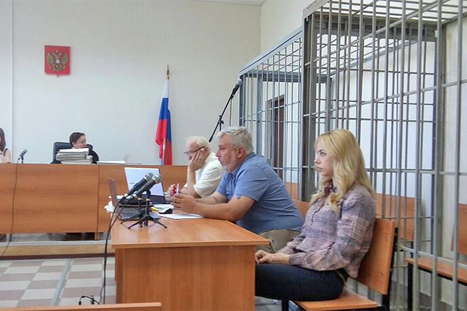 Екатерина Пузикова на скамье подсудимых. Женщина находится под следствием по обвинению в убийстве мужа с 2012 года.