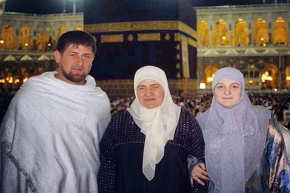 Рамзан Кадыров и его близкие в Мекке. Фото: Instagram
