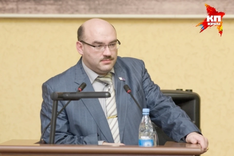 Депутат Шаталов пытается покончить жизнь самоубийством в Нижнем Новгороде.