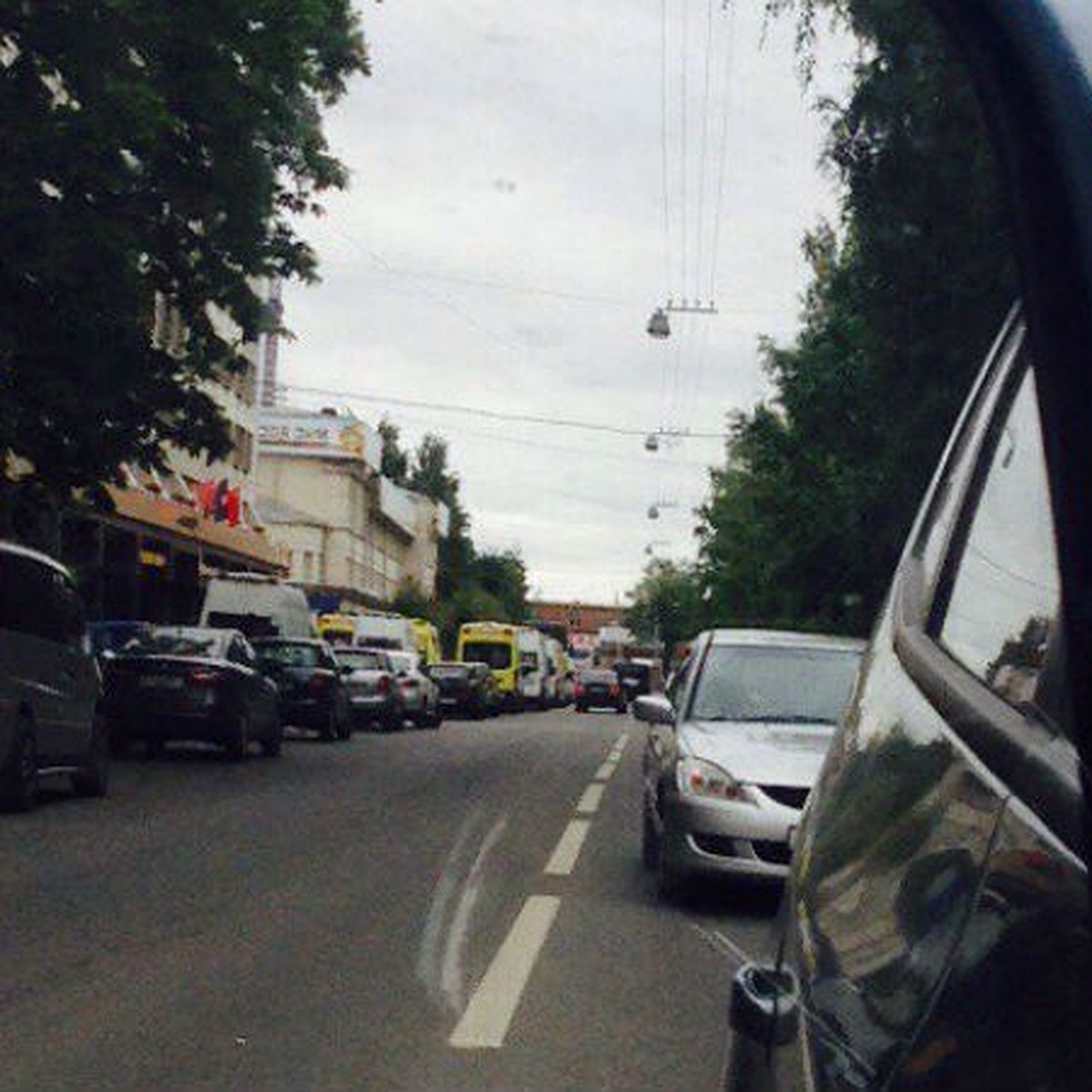 Шестьдесят туристов попали в больницу после обеда в ресторане отеля - KP.RU