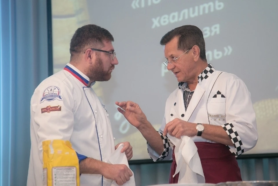 Александр Жилкин доказывает рестораторам, что самые вкусные рецепты хранятся в астраханской глубинке. Фото jilkin.ru