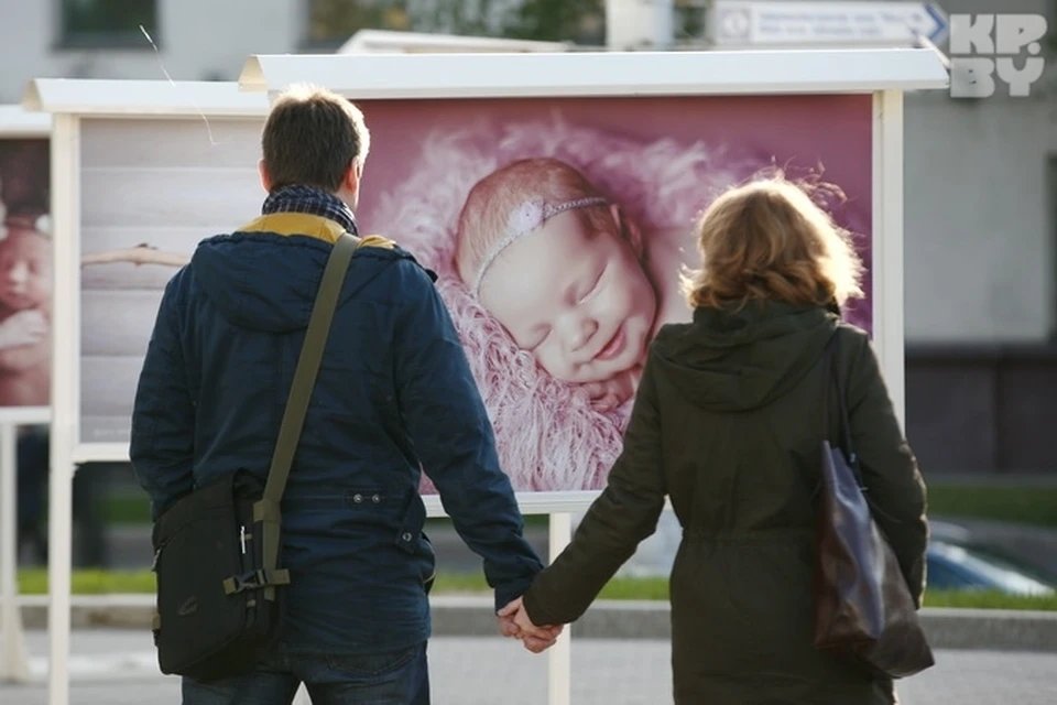 Организаторы выставки надеются, что их инициатива поможет увеличить рождаемость в Беларуси.