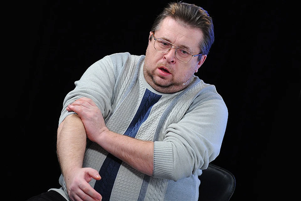 Политический обозреватель Александр Гришин размышляет над тем, кому нужен в России Ельцин-центр, в программе «Руки по локоть» Радио «Комсомольская правда»