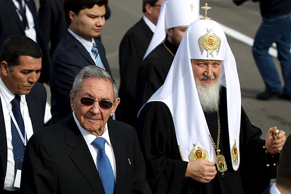 Патриарх на встрече с Кастро-младшим, поблагодарил за гостеприимство и подчеркнул, что кубинский народ героически доказал свое право жить так, как считает нужным