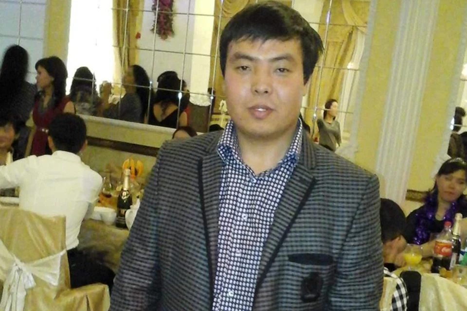28-летний киргиз Марат Исаев почти 8 лет работает в Москве. Обычный курьер
