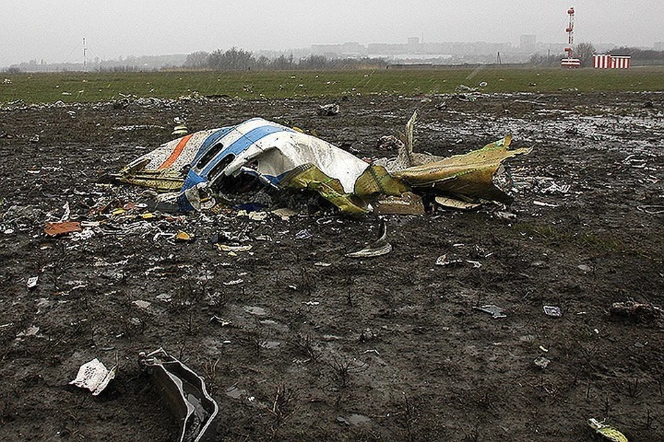 Boeing ростов на дону. Катастрофа Boeing 737 в Ростове-на-Дону. Боинг 737 авиакатастрофа.