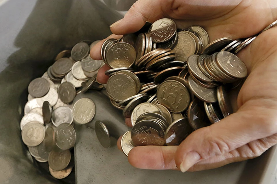 Курс доллара поднялся до 68,2 рубля, а евро - до 77,7 рубля