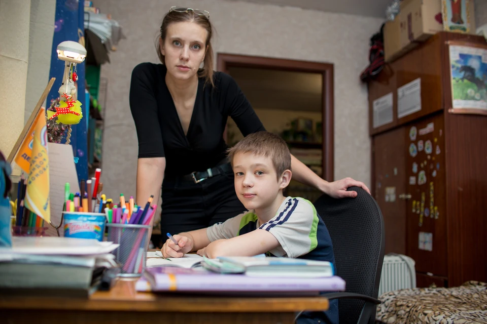 Два месяца шестиклассник Ваня Чугаев не посещал школу и занимался дома