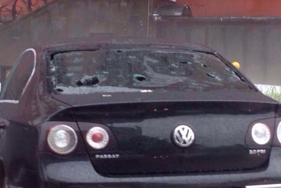 Многие автомобилисты не успели укрыть свои машины. Фото: http://vk.com/criminal_vl