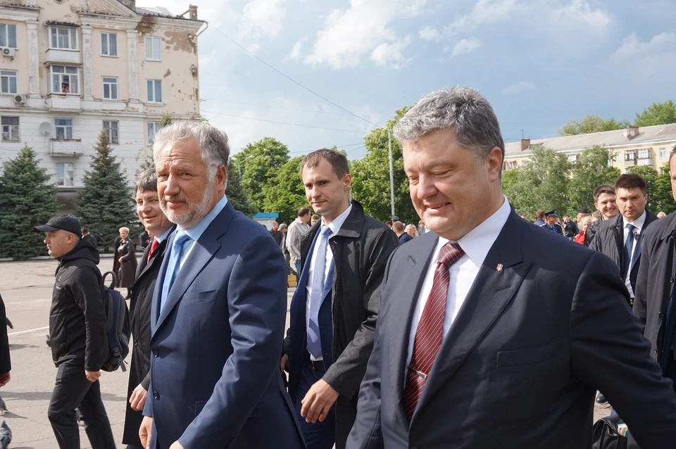 Павло Жербивский любит покрасоваться рядом со своим шефом Петро Порошенко. Фото: пресс-служба Донецкой ОГА.