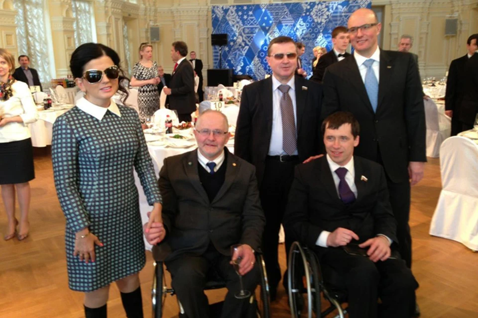 Диана Гурцкая и Президент Международного паралимпийского комитета Сэр Филип Кравен.