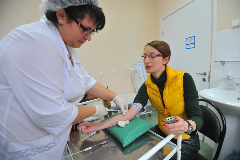 Тестирование на гепатиты В и С сегодня доступно всем гражданам России в рамках обязательного медицинского страхования.