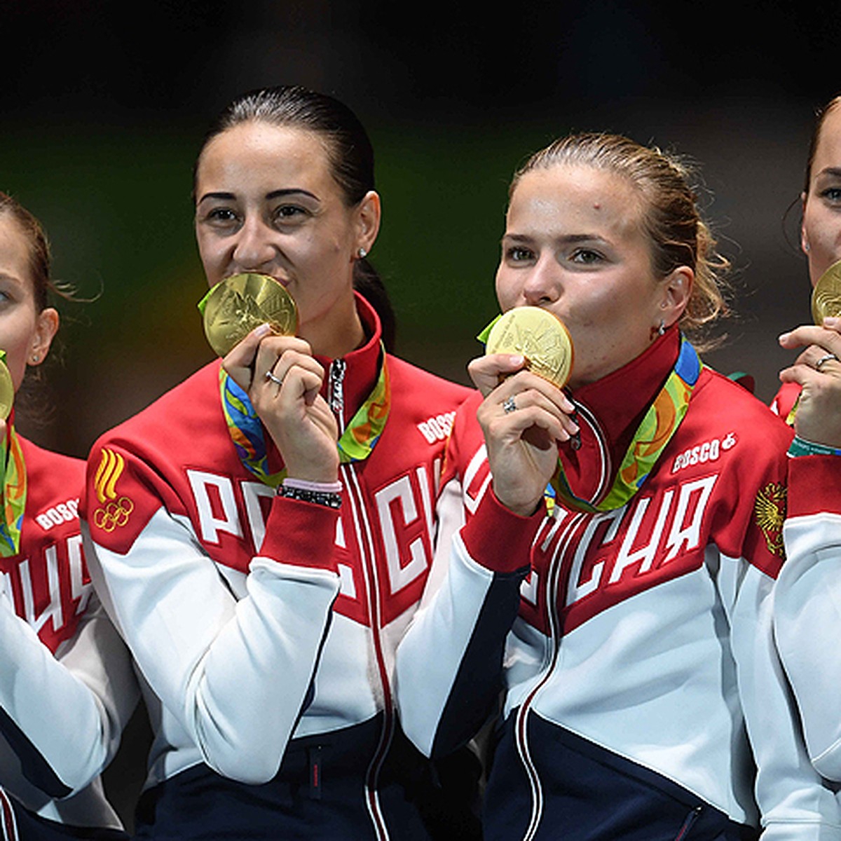 Тренер олимпийской чемпионки Гавриловой: Юля дважды хотела бросить  фехтование - KP.RU