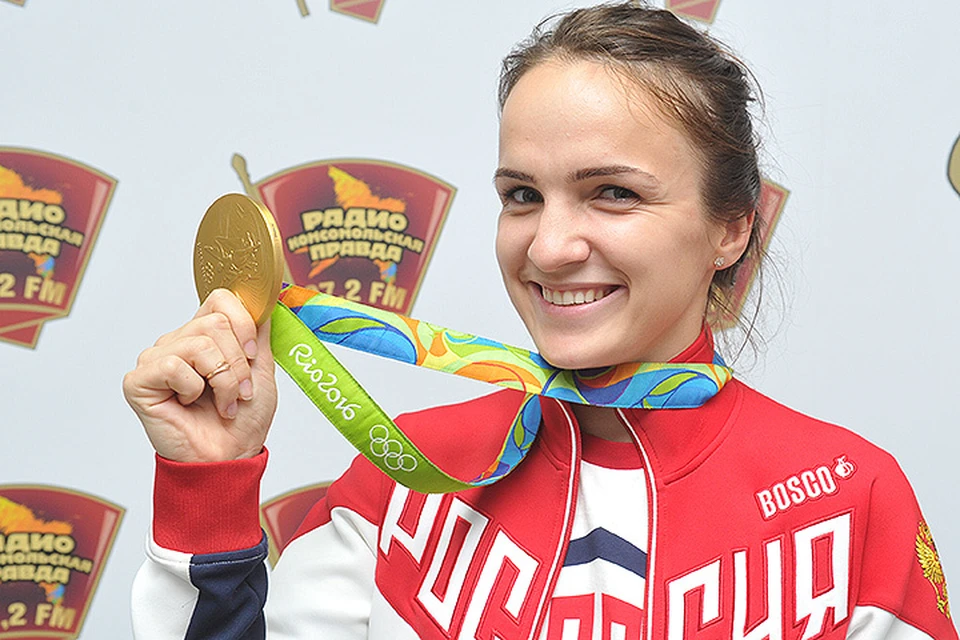 Олимпийская чемпионка Анна Вяхирева в студии радио "Комсомольская правда".