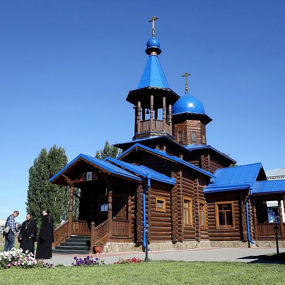 Старая жуковка. Храм село Старая Жуковка. Храм Рождества Христова Старая Жуковка. Старая Жуковка Базарно-Карабулакский район.