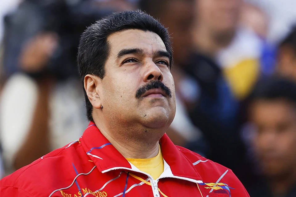 В принятом оппозиционным парламентом заявлении говорится о том, что депутаты выступают "за открытие процесса в отношении Николаса Мадуро"