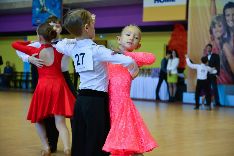 Балаковская АЭС: пятнадцать медалей взяли балаковцы в соревнованиях по танцевальному спорту «Кубок Росэнергоатома».