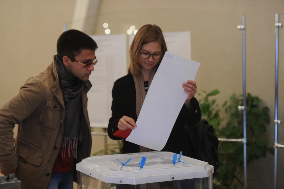 Приднестровцы, а также братская нам Россия, заинтересованы, чтобы в Приднестровье было спокойно, чтобы президентские выборы прошли честно, открыто и в срок.