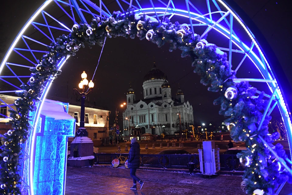 Москвичей и гостей города познакомят с рождественскими и новогодними традициями