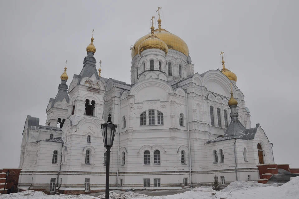 Белогорский монастырь красив в любое время года.