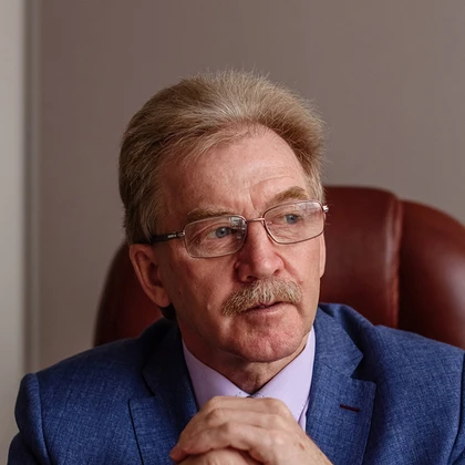 Николай КРАСНИКОВ