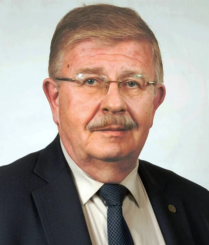 Владимир МАСЛОБОЕВ