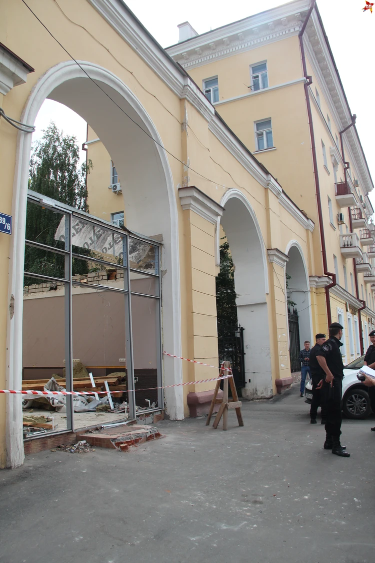 В Казани снесли скандальную пивнушку, мешавшую эвакуации во время пожара -  KP.RU