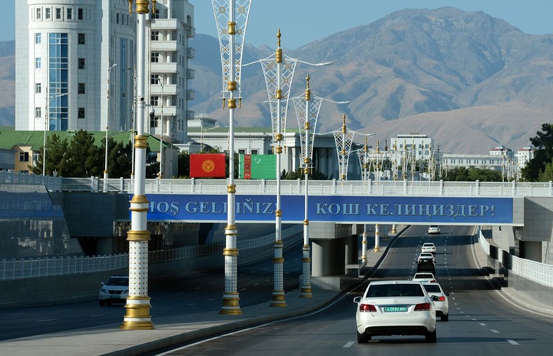 Жетілген семіз әйелдердің фотосуреттері