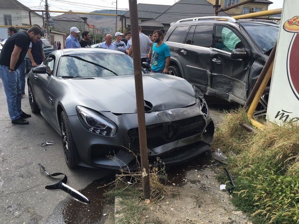 Mercedes-AMG GT S после аварии