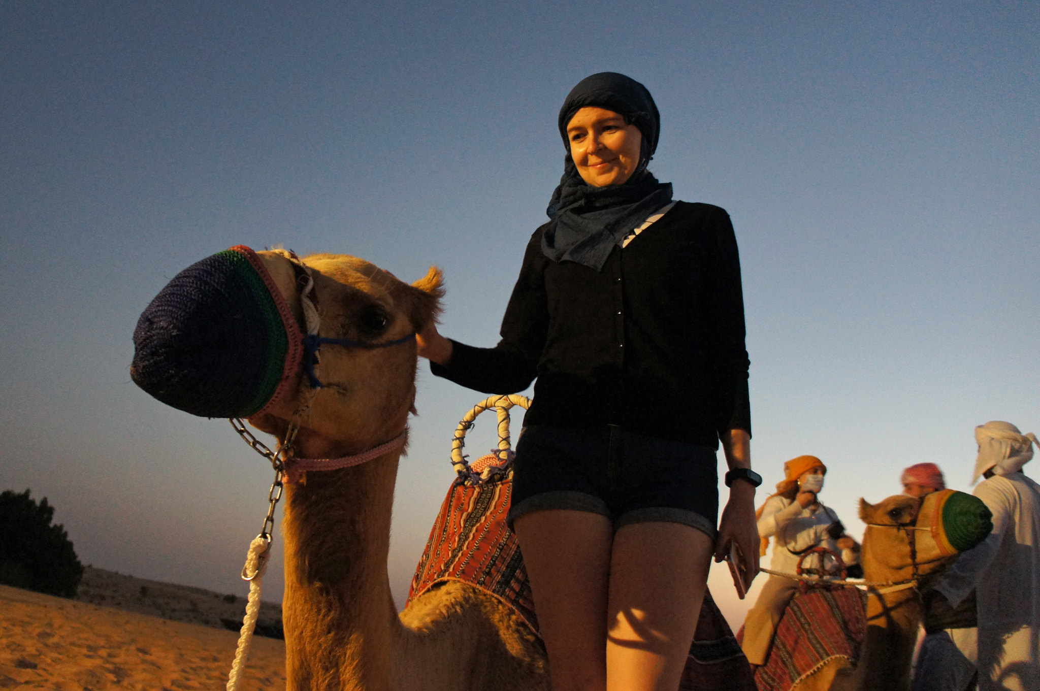 После прогулки на верблюдах мы удивили гидов рассказом о том, что верблюд — символ нашего города Челябинска